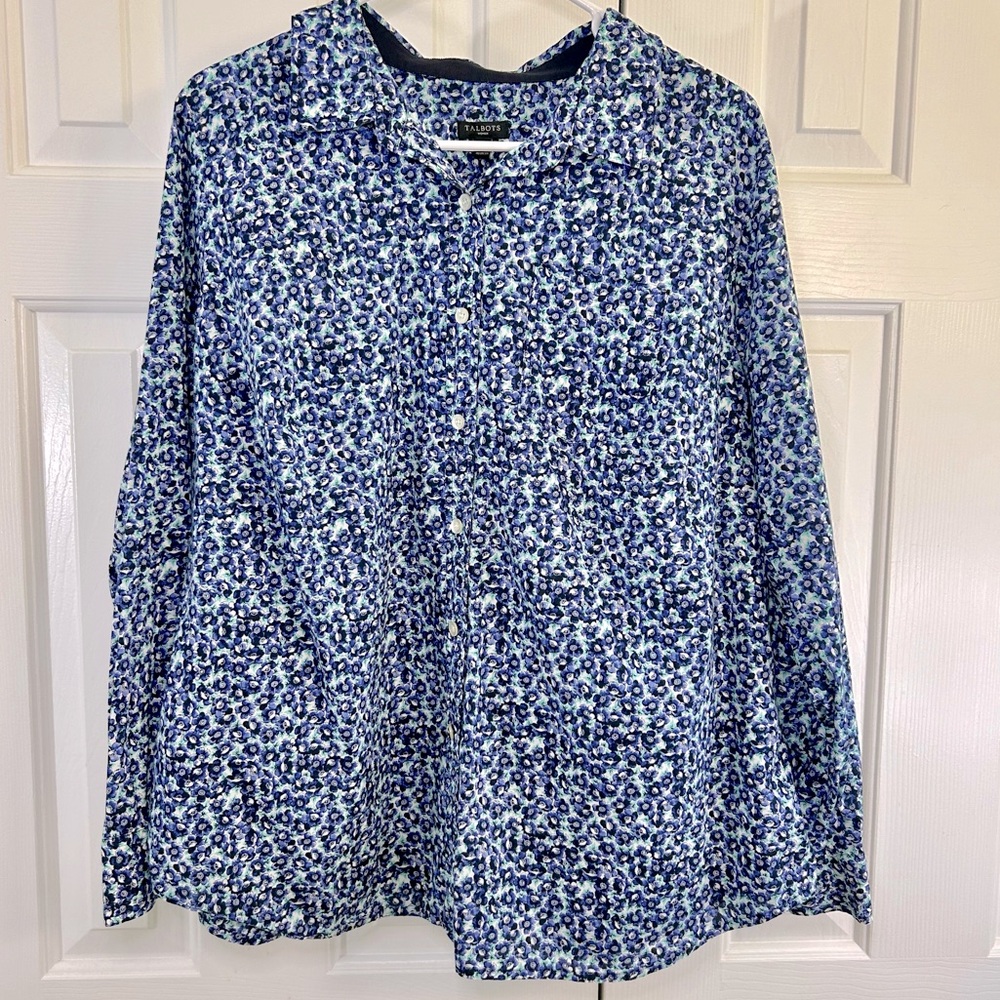 Talbots Woman Ditzy Blue Floral Button Down Long Sleeve Top Size 16W